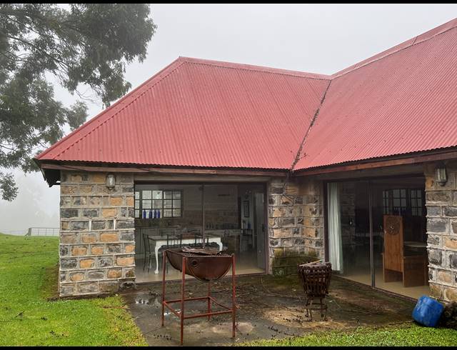 2 BEDROOM LODGE TO LET IN DARGLE